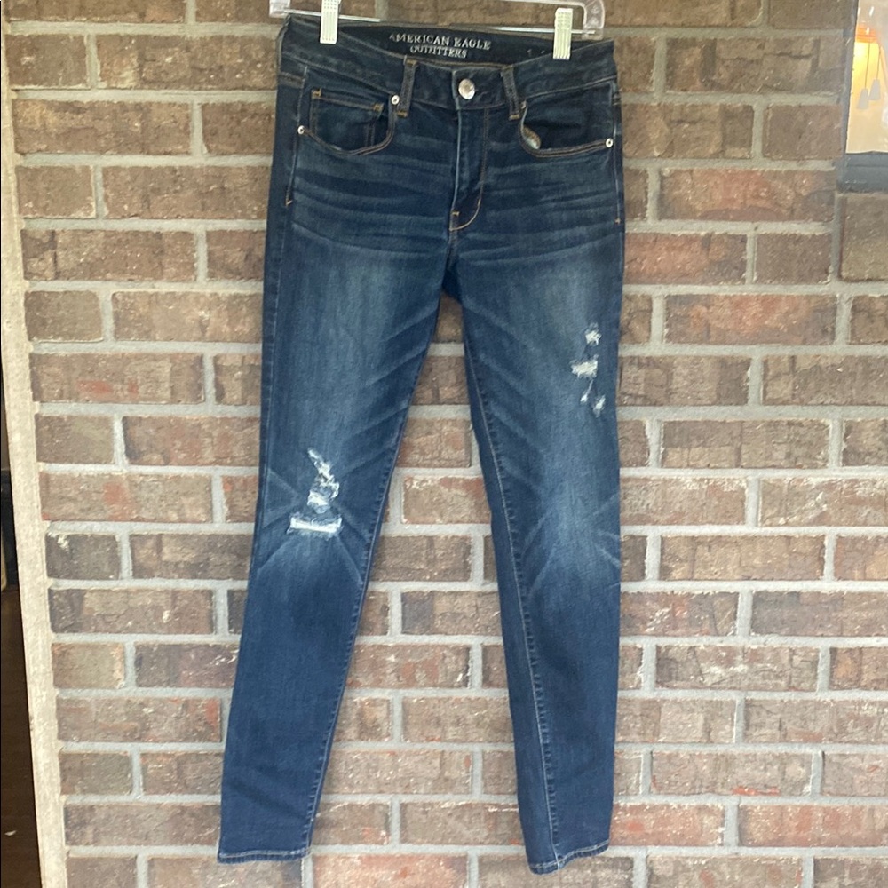 American Eagle Outfitters Women’s Dark Blue Distressed Skinny Jeans